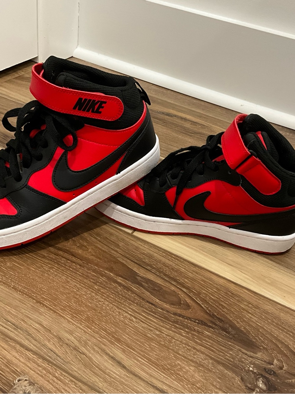 Nike Court Borough Mid 2 Kid Sneakers Red White Black Sz 5Y